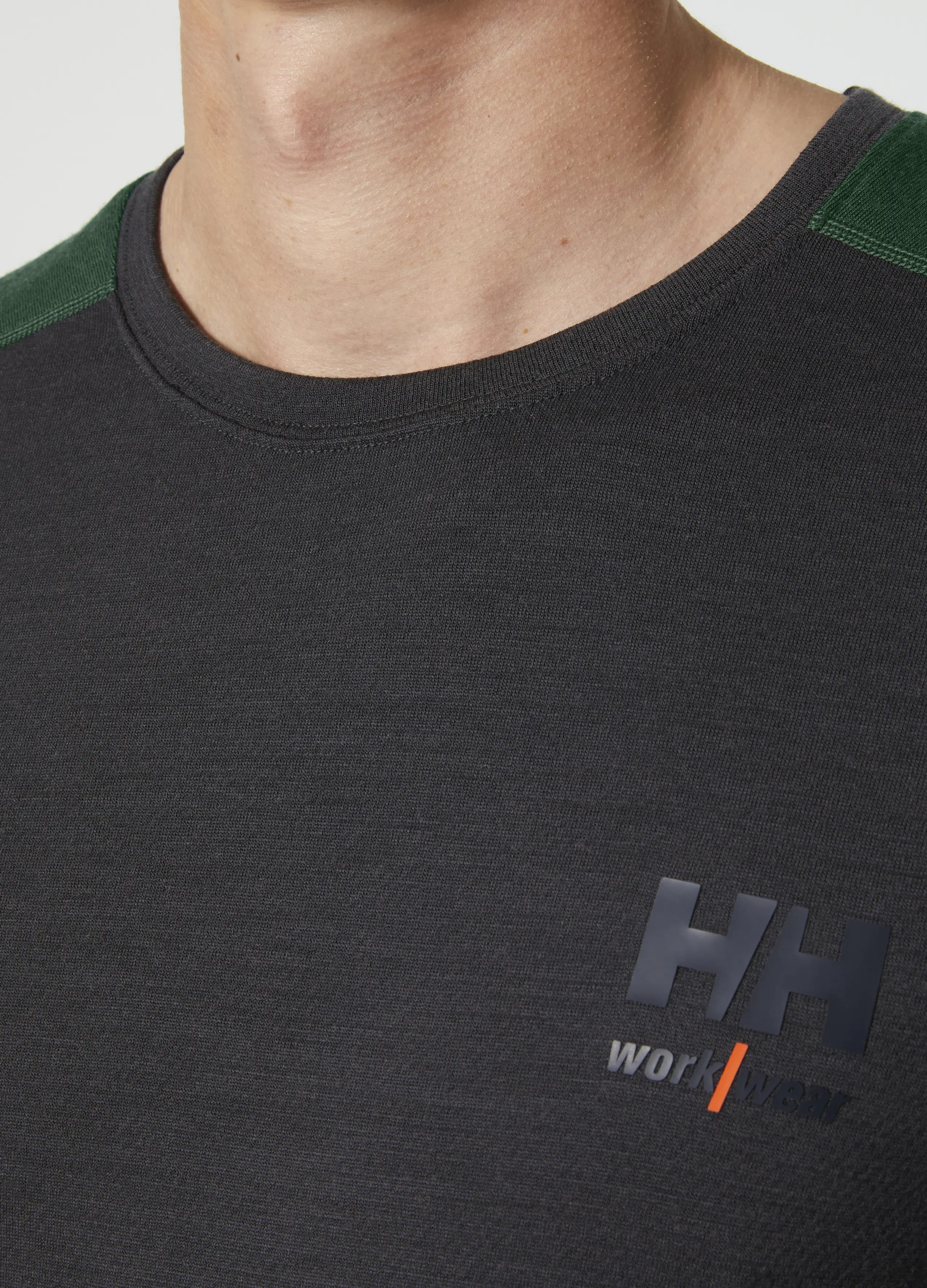 HH LIFA MERINO CREWNECK